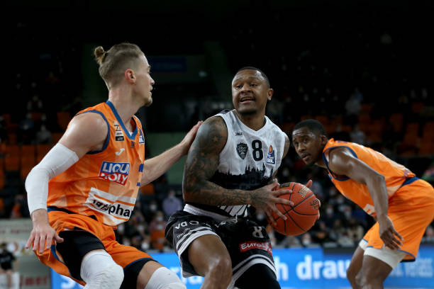 自己是否在 自己是否在